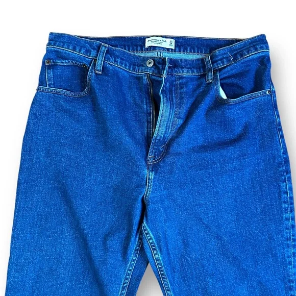 Abercrombie & Fitch Women's High Rise Jeans - Dark Blue - Picture 9 of 16